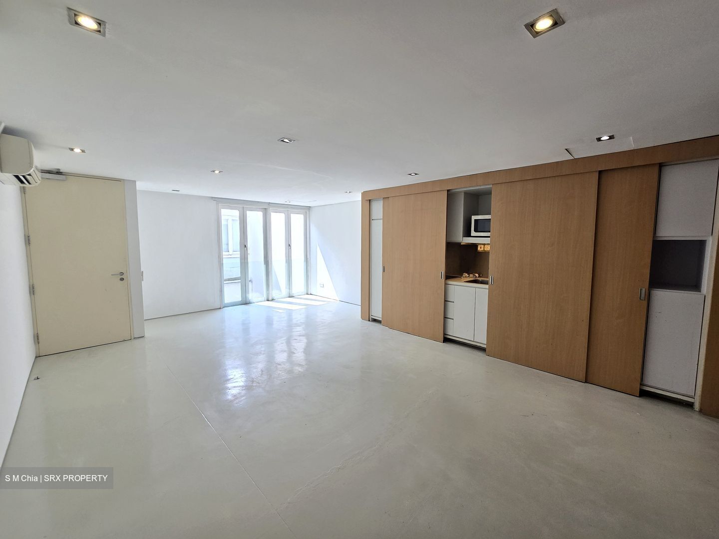 Mohamed Sultan Road (D9), Office #607198671